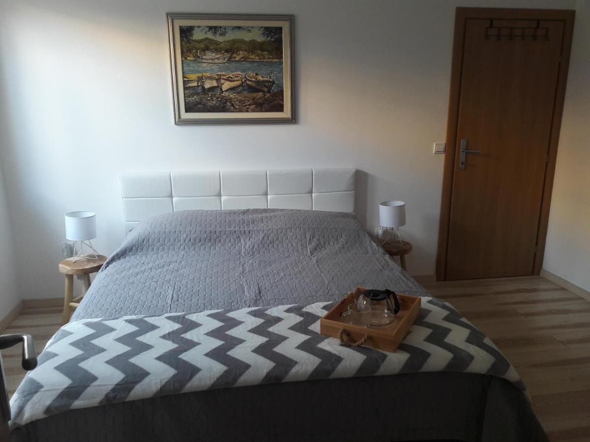 Apartment Tea Primošten Eksteriør billede