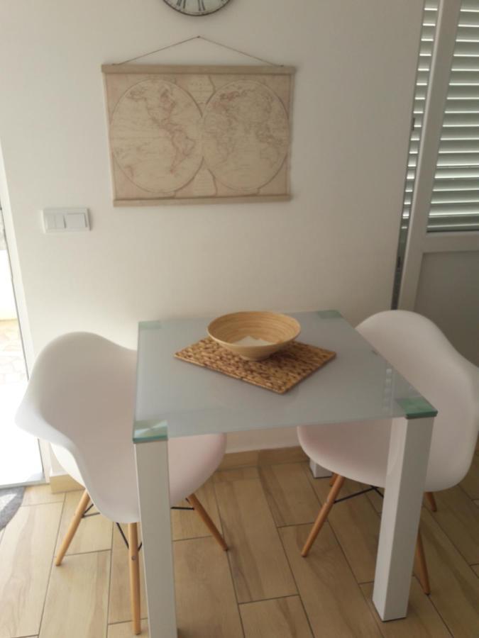 Apartment Tea Primošten Eksteriør billede