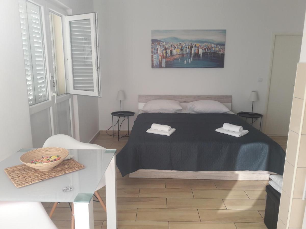 Apartment Tea Primošten Eksteriør billede
