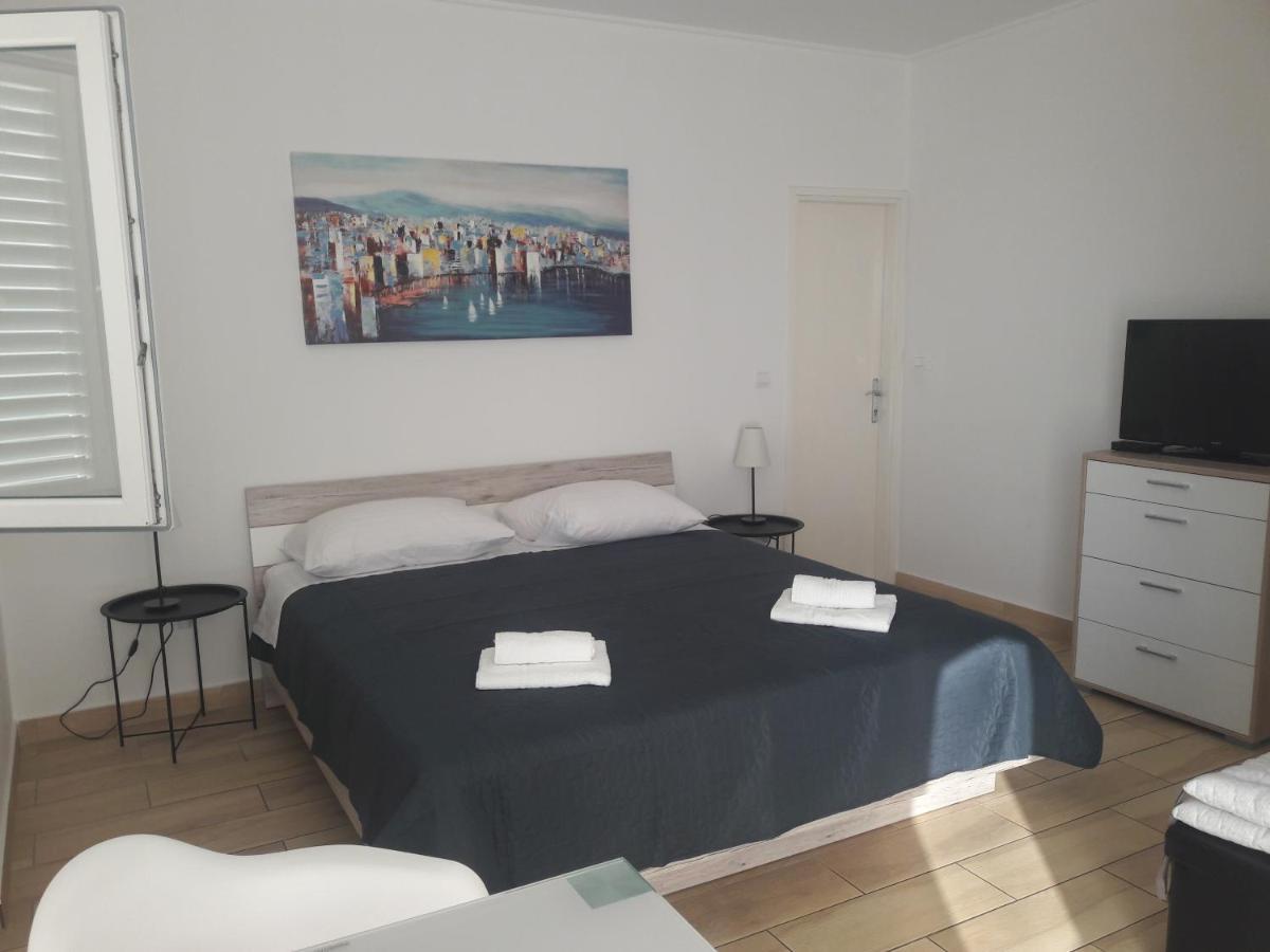 Apartment Tea Primošten Eksteriør billede