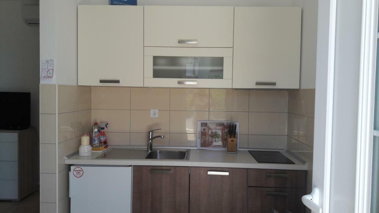 Apartment Tea Primošten Eksteriør billede